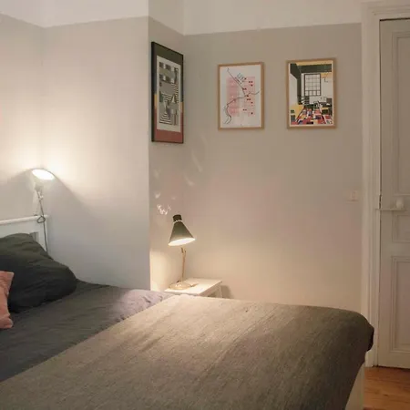Design Close To Montmartre Daire