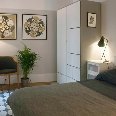 Design Close To Montmartre Paris